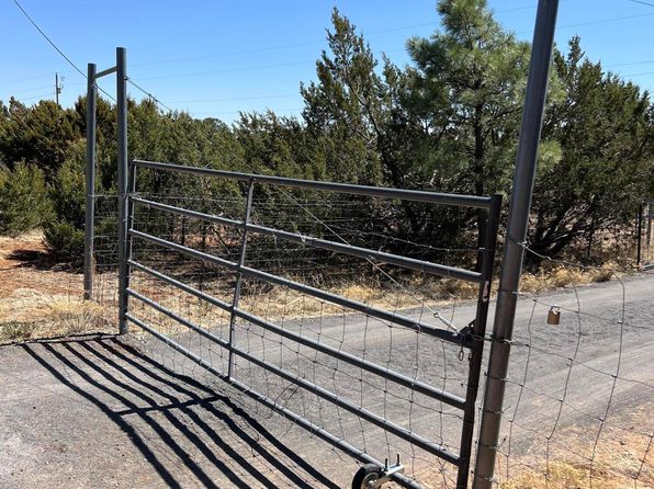 130 Jesse James Rd, Edgewood, NM 87015