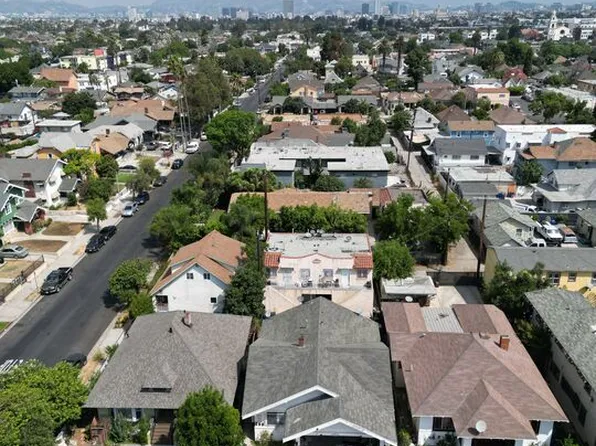 1435 W 30th St, Los Angeles, CA 90007