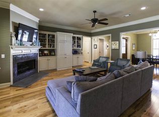 1135 Martingale Rd, Jackson, MS 39206