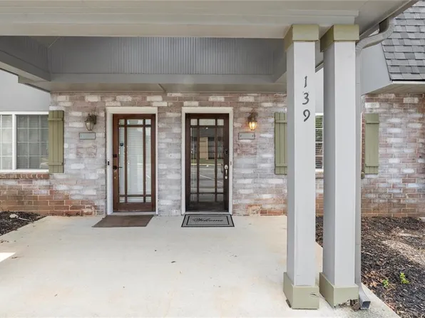 139 Rondak Cir SE, Smyrna, GA 30080