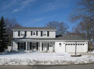 7114 Richmond Ave, Darien, IL