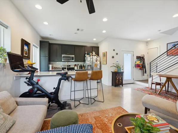 5006 Baker St #C, Austin, TX 78721