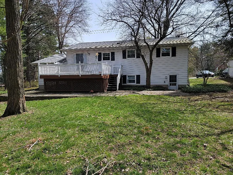 1079 Bunn Hill Rd — Photo 2