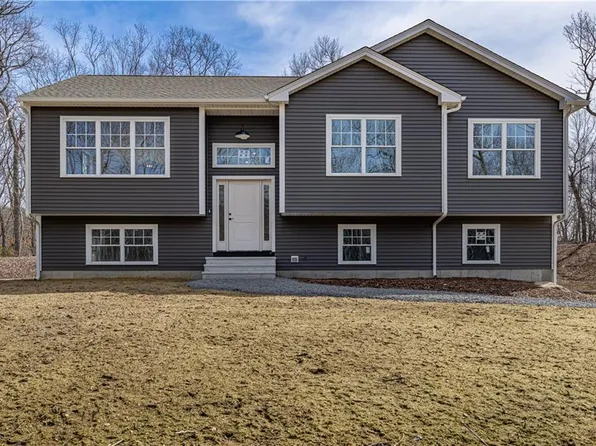 197 Carpenter Rd, Foster, RI 02825