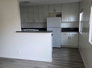 2705 Voorhees Ave, Redondo Beach, CA 90278
