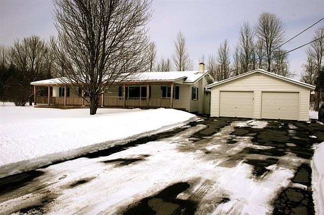 Clean, open spacious home on just under an acre. Dead end street provided quie