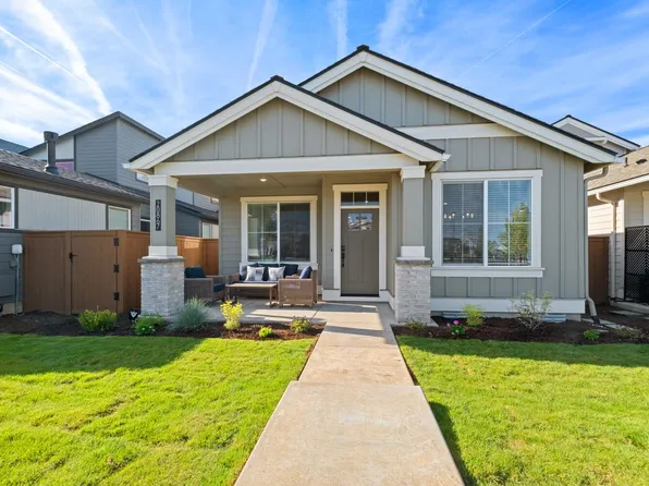 20867 SE Caldera Dr, Bend, OR 97702