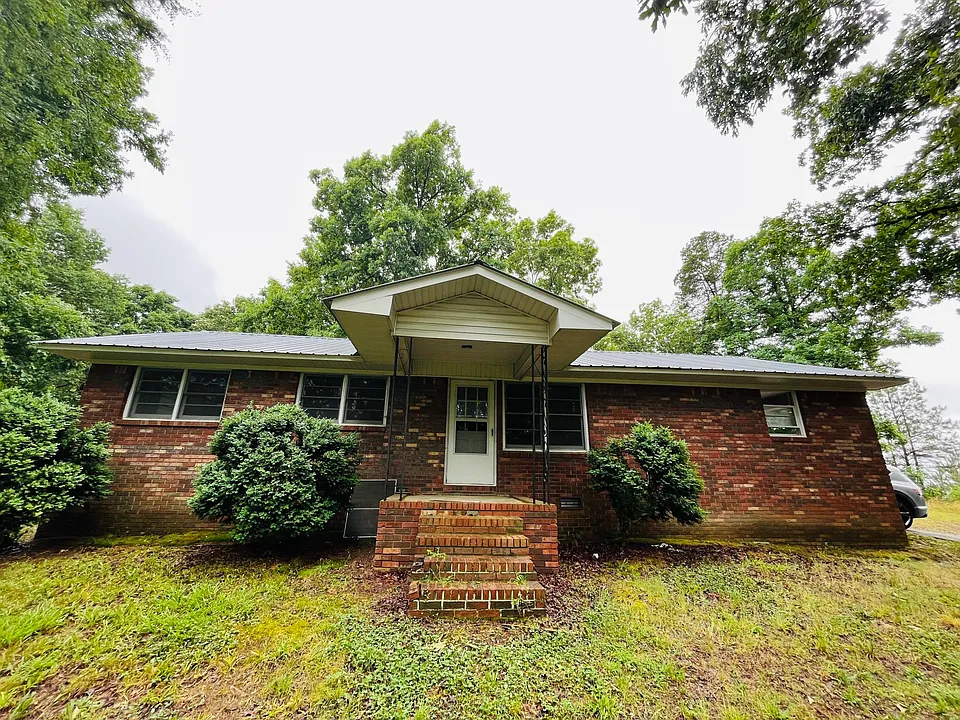 1135 Union Grove Rd SE