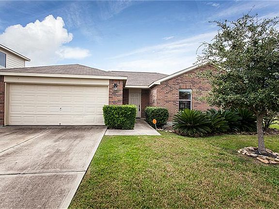 3rd image of 9109 Dolphin Cir