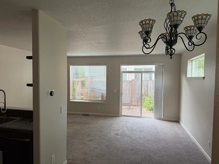 17257 SW Berkeley Ln — Photo 4