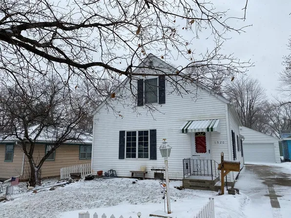 1520 1st St, Webster City, IA 50595