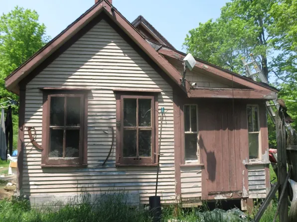 410 Little Falls Rd, Pembroke, ME 04666