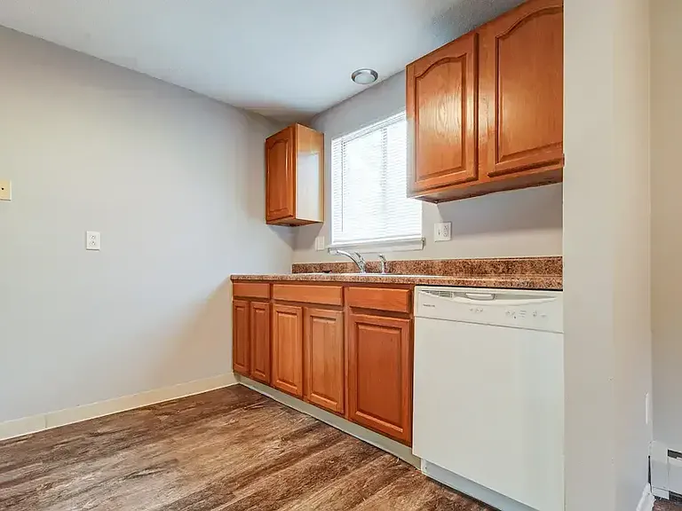 North Dohr Apartments — Photo 41