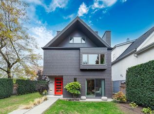 2505 Adanac St, Vancouver, BC V5K 2M6