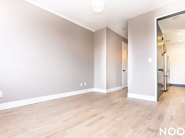 756 Myrtle Avenue image 13 of 21