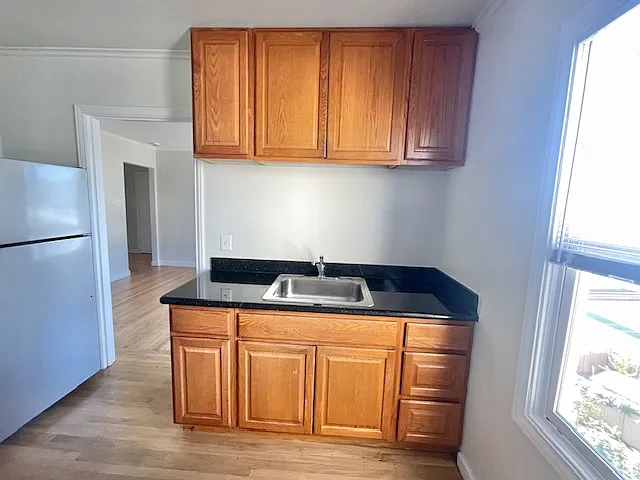 455 Arlington St #9 — Photo 8