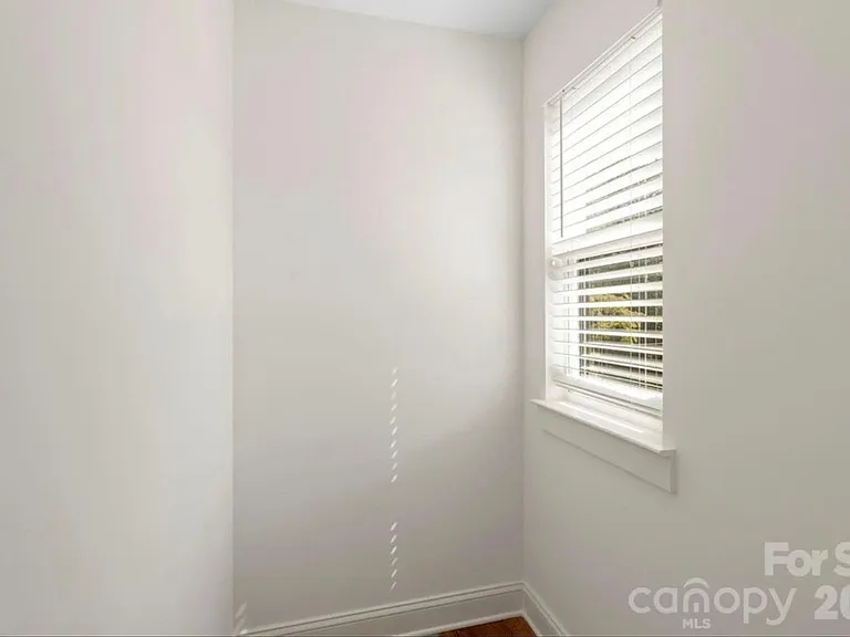 1105 Wonder Way — Photo 31