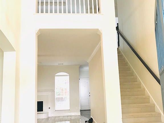 2nd image of 2229 Molly Ln