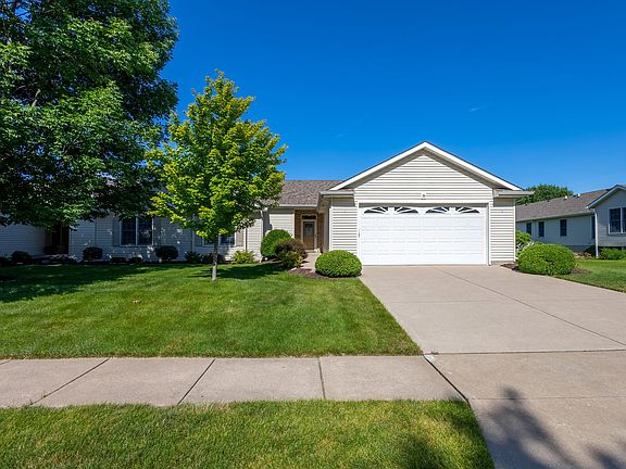 2nd image of 35 Madison Cir