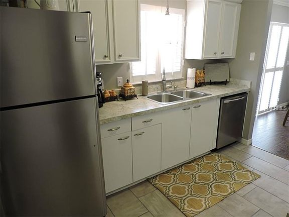 4th image of 1003 Avalon Ave