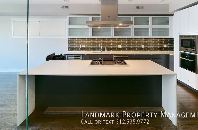 1515 N Mohawk St #3 — Photo 3