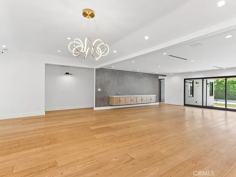 4627 Ethel Ave — Photo 6
