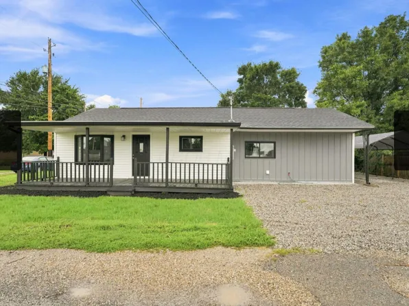 317 1/2 Long St, Ashville, OH 43103