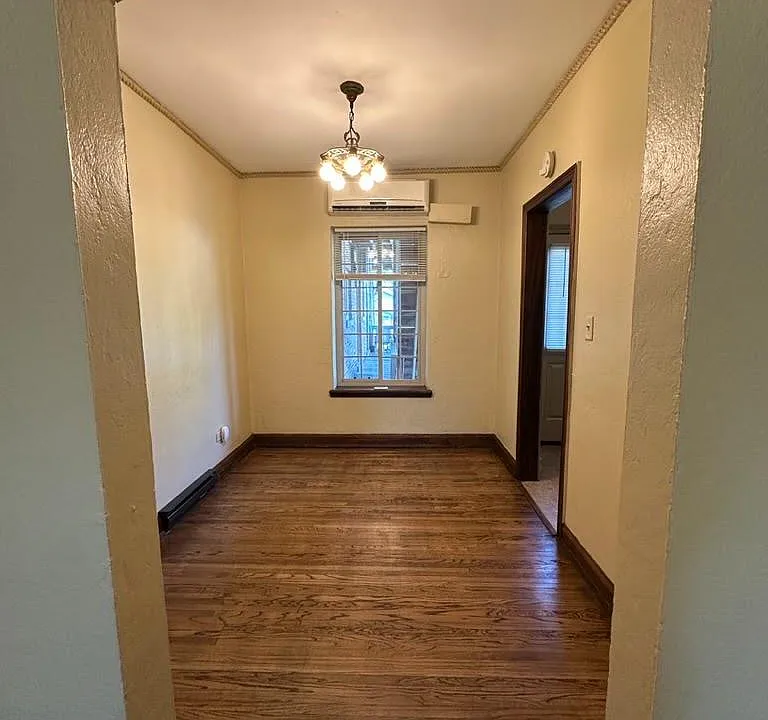 3769 Lockwood Avenue Berdan #1209-09