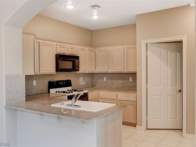 1001 Bannockburn St #NA — Photo 19