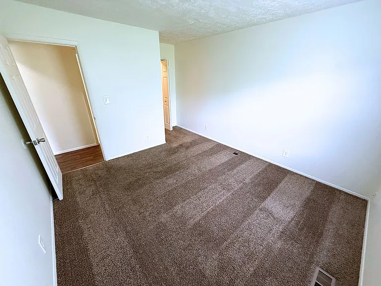 EastPointe — Photo 68