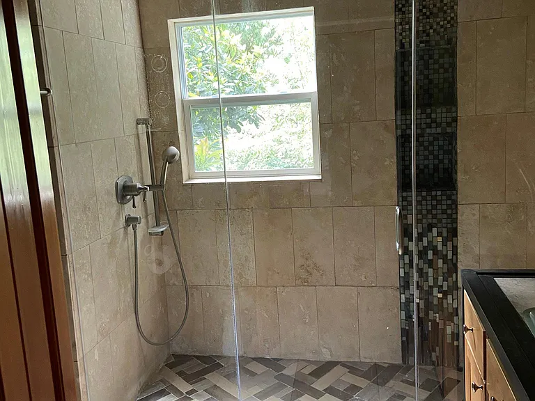 Wall in double shower