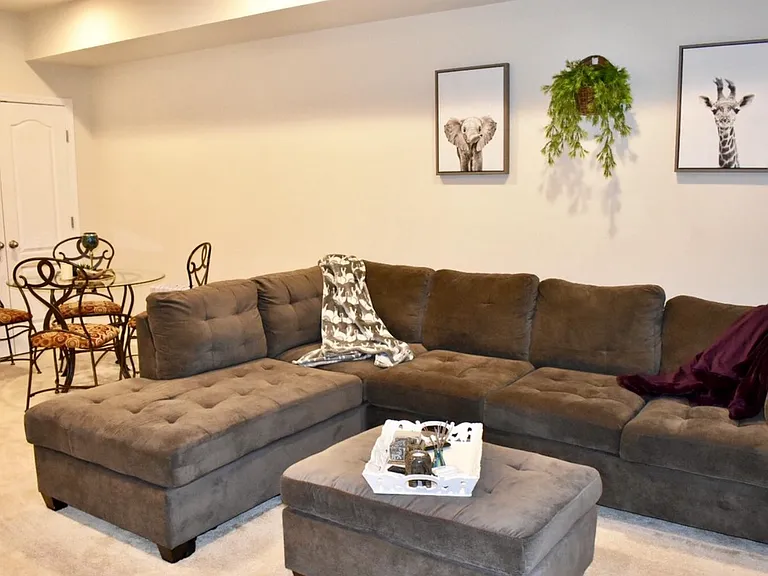 517 Pebblebrook Ln — Photo 5