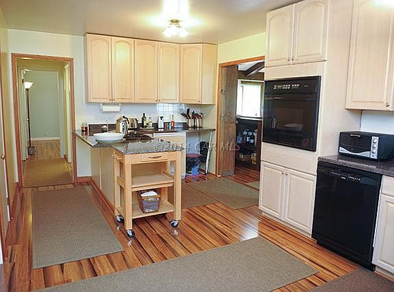 4th image of 103 Murray Dr