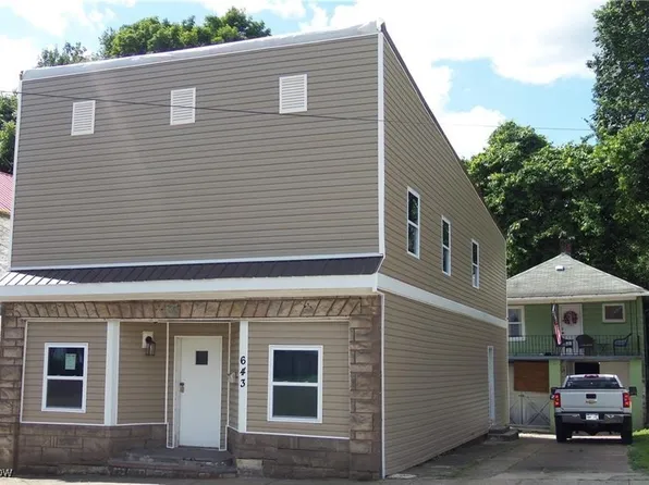 643 Allegheny St, Follansbee, WV 26037