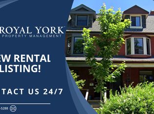 263 Grace St #2, Toronto, ON M6G3A7