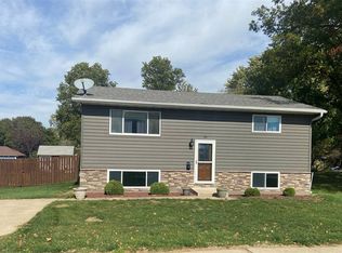 503 Oak St, Mapleton, IA 51034