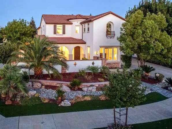 3770 Serena Ave, Clovis, CA 93619