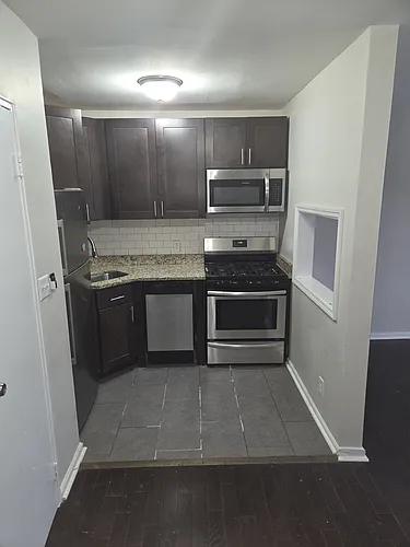 102 Corbin Ave #B9 Photo 1