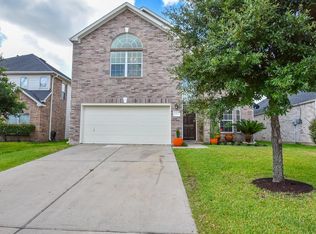 8719 Headstall Dr, Tomball, TX 77375