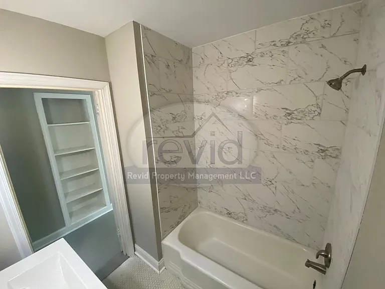 Campbell 322 — Photo 10