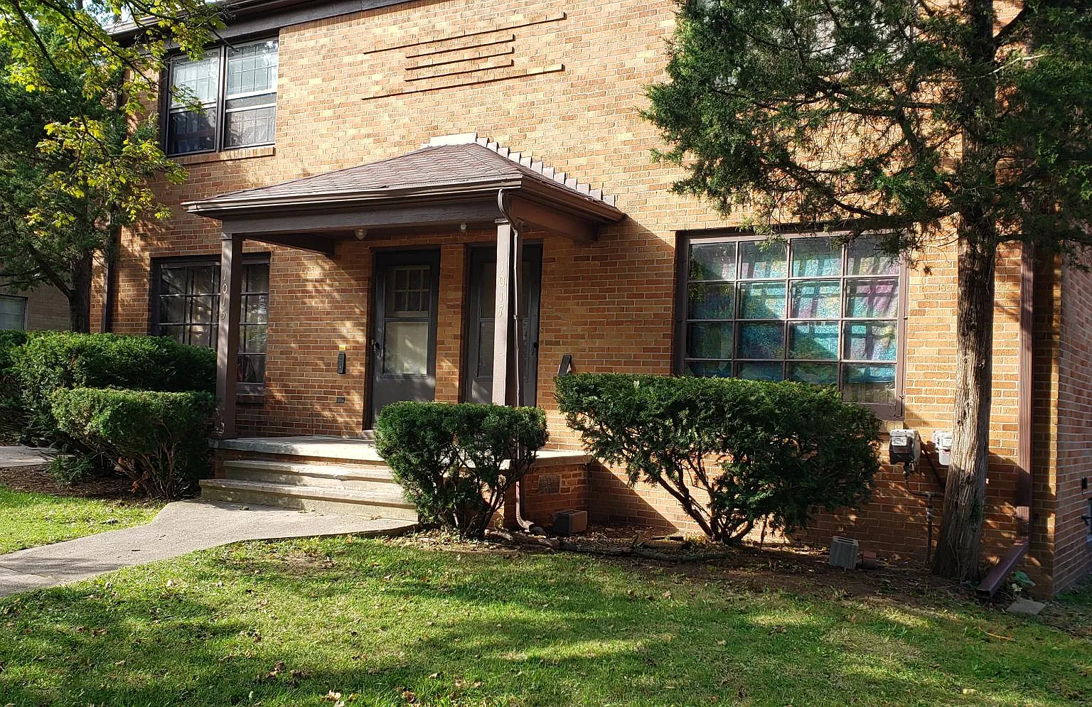 3 bed, 1.5 bath, 1120 sqft, $2,685 — Photo 1