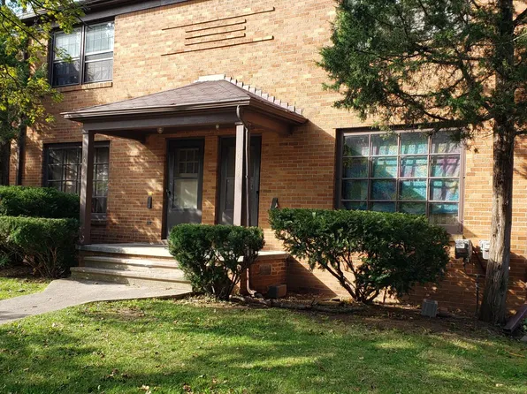 1015 Ann St, East Lansing, MI 48823