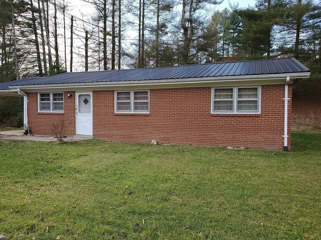4168 Highway 421 S photo 1