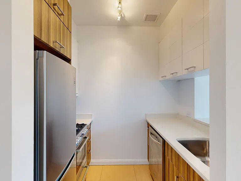 775 Columbus Ave #11-D — Photo 1