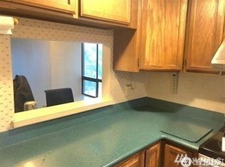 15278 Sunwood Blvd APT C24, Tukwila, WA 98188