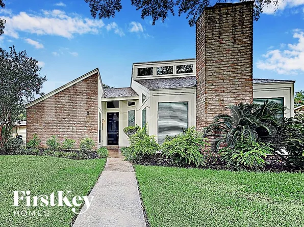 7451 Tunbury Ln, Houston, TX 77095