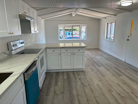 5th image of 620 SE 2nd Ave Unit 19