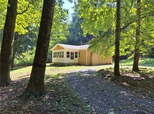 1922 Stoughton Rd, Slippery Rock, PA 16057