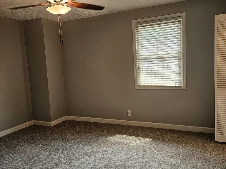 227 Wynbrook Ct — Photo 27