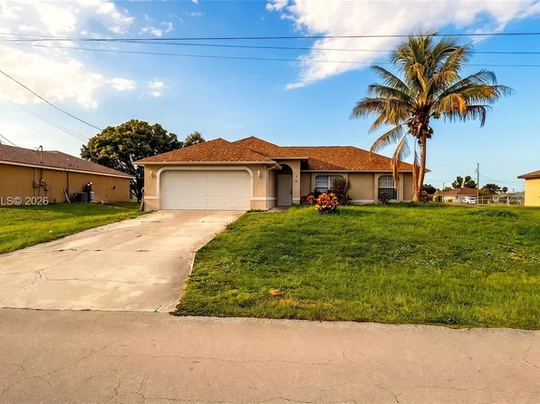 312 NE 30th Ter, Cape Coral, FL 33909